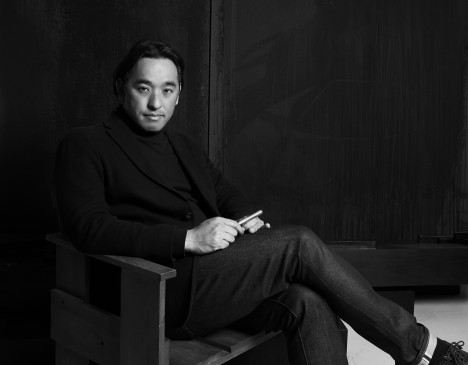 Architekt Yuichi Kodai verbindet japanische Ästhetik mit Schweizer Präzision. (©Michel Comte) Architekt Yuichi Kodai verbindet japanische Ästhetik mit Schweizer Präzision. (©Michel Comte)