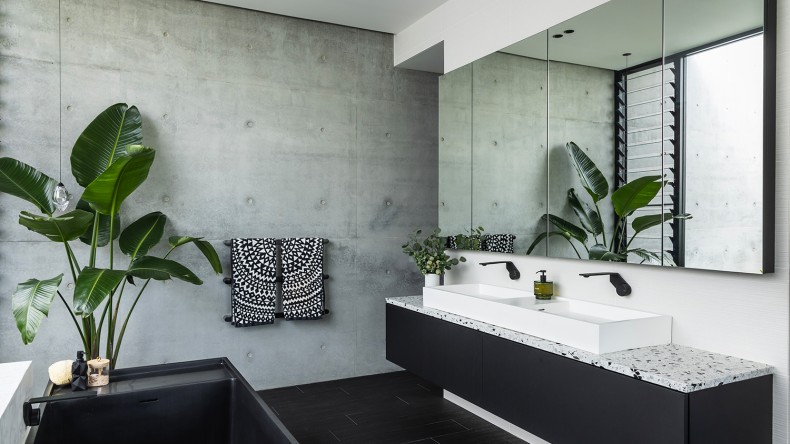 Lieblingsort: Badezimmer. «Nach einem anstrengenden Tag gibt es nichts Besseres, als in der Badewanne zu entspannen.» (©Alyne Media) Lieblingsort: Badezimmer. «Nach einem anstrengenden Tag gibt es nichts Besseres, als in der Badewanne zu entspannen.» (©Alyne Media)