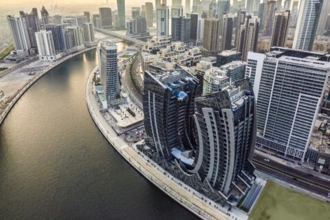 Like an oyster with a pearl: the DaVinci Tower in Dubai. (©DAR Global)